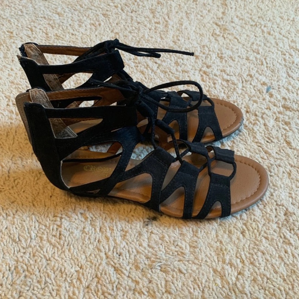 Black sandals